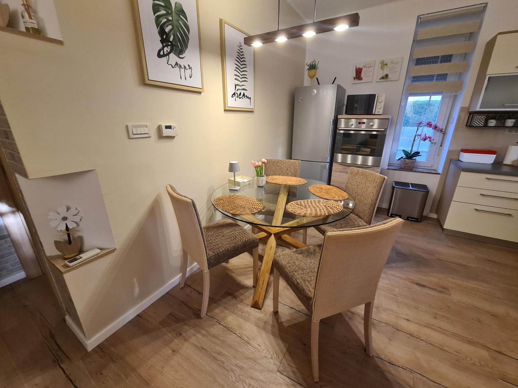 Apartment Marangunija มาลินสกา ห้อง รูปภาพ